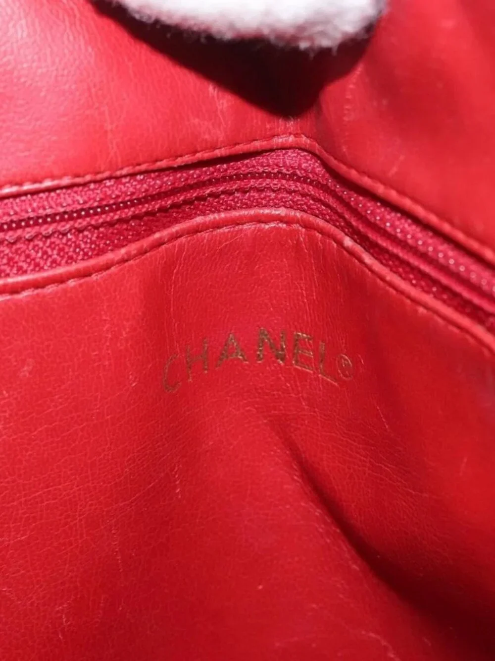 CHANEL Matelasse Chain Shoulder Bag Leather Red Gold CC Auth 169739